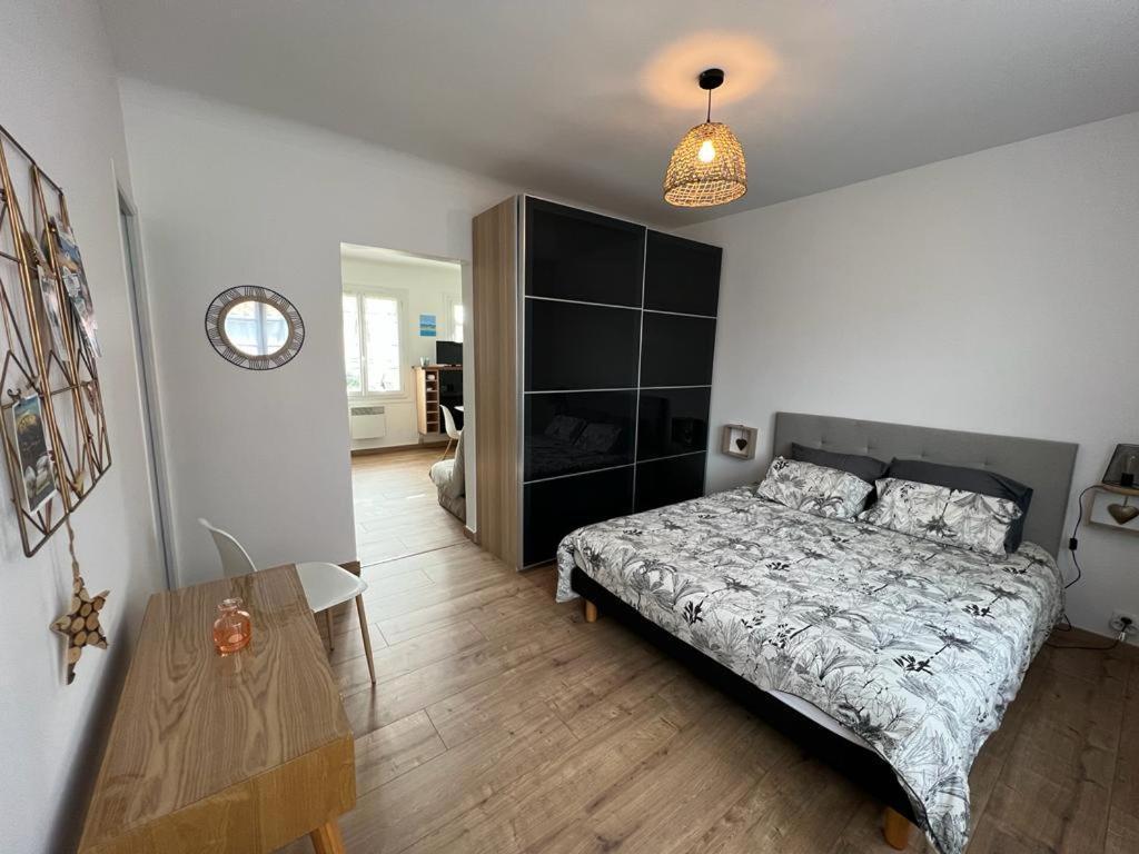 Appartement Proche Plage Et Commerces Royan Kültér fotó